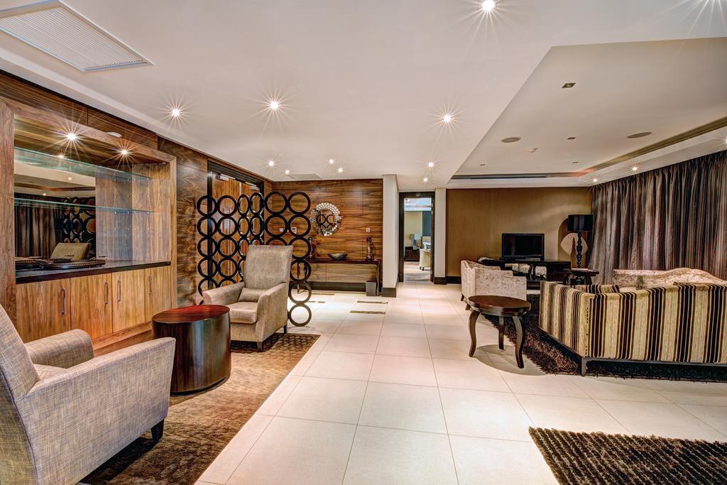 Royal Marang Hotel Phokeng Номер фото The interior of the hotel